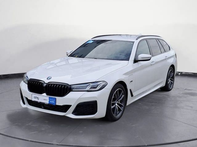 BMW 530 530e M-Sport Touring xDrive