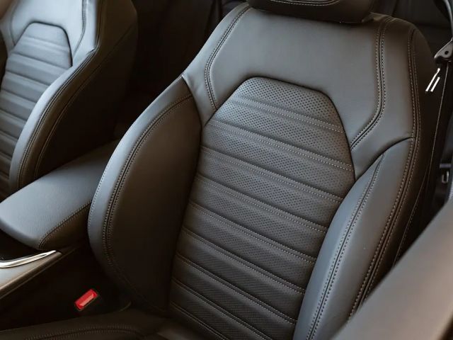 Alfa Romeo Giulia AT8 Q4 Veloce