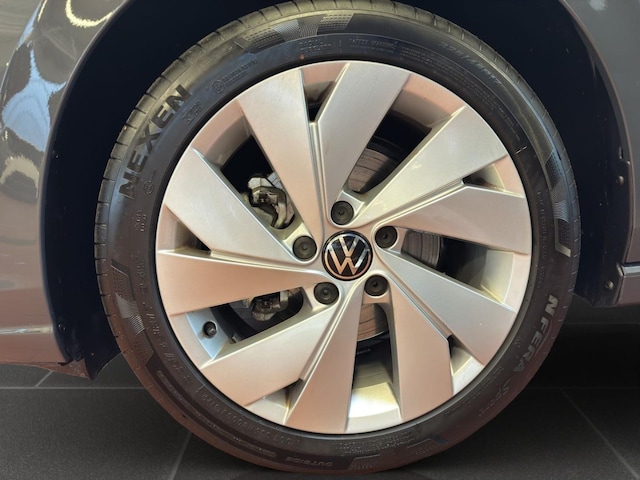 Volkswagen Golf DSG Style