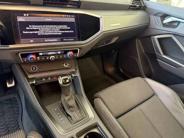 Audi Q3 35 TFSI S-Line