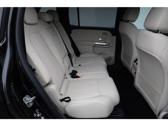 Mercedes-Benz EQB 350 4MATIC Progressive