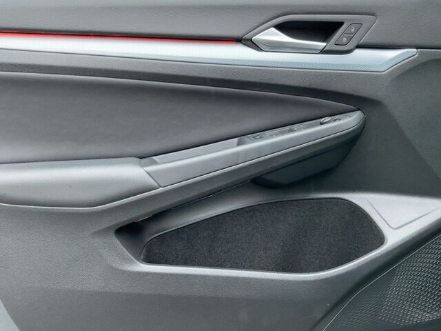 Volkswagen Golf 1.5 eTSI DSG Golf VIII