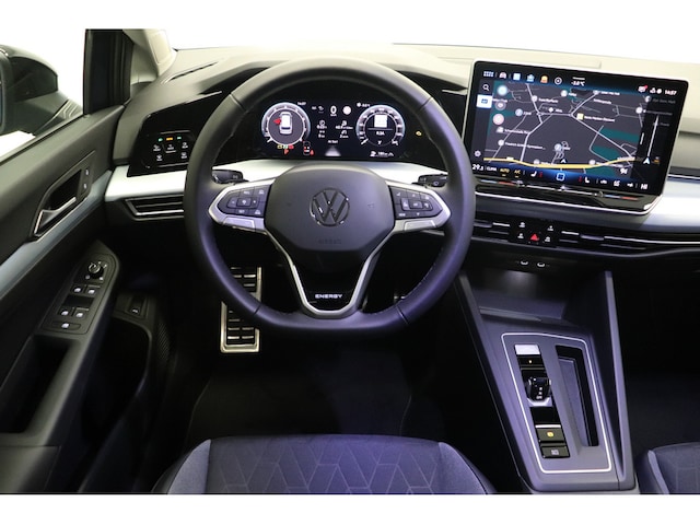 Volkswagen Golf 1.5 eTSI DSG Variant