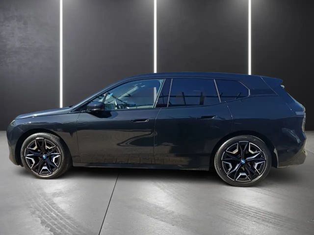 BMW iX xDrive40
