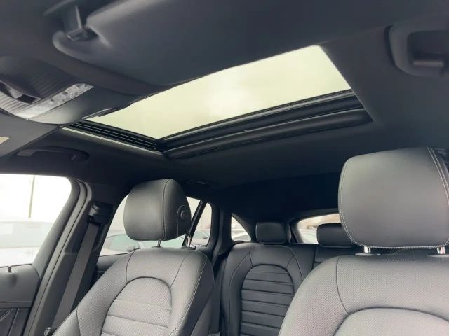 Mercedes-Benz EQC 400 4MATIC