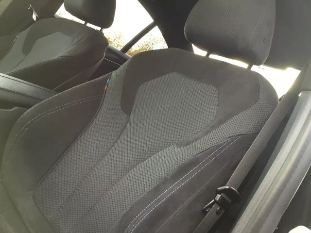 BMW 530 530e M-Sport Sedan