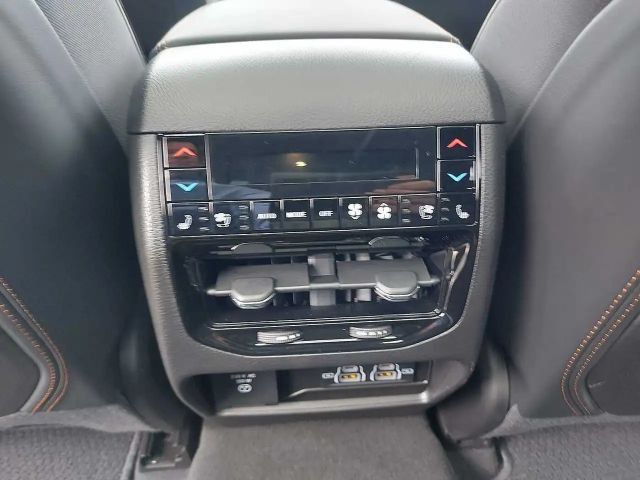 Jeep Grand Cherokee 4xe Summit
