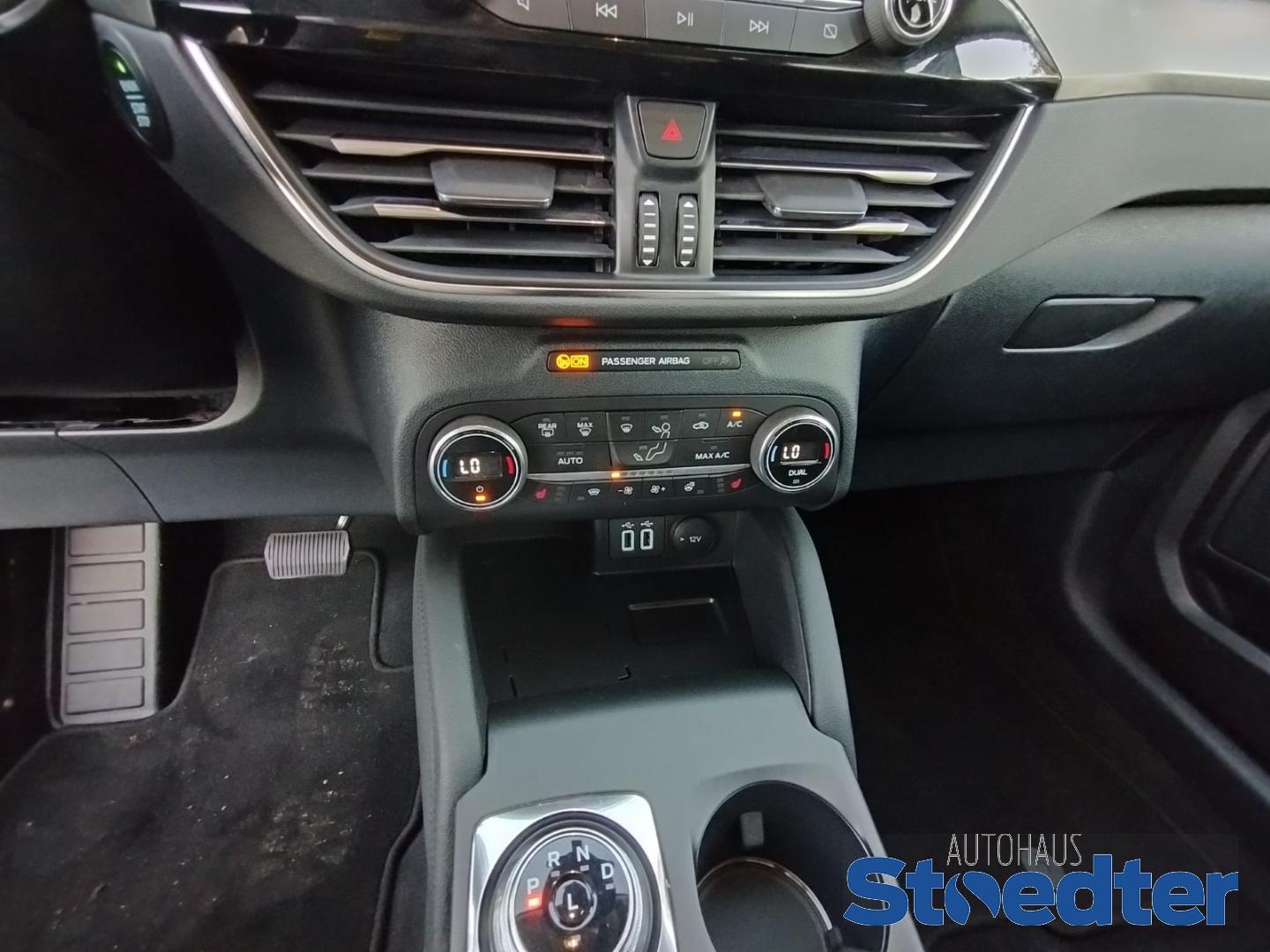 Ford Kuga Hybrid Plug in Hybrid Titanium