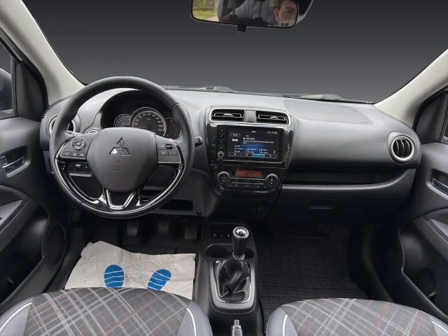 Mitsubishi Space Star Star