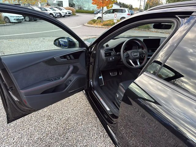 Audi A4 Avant Quattro S-Line