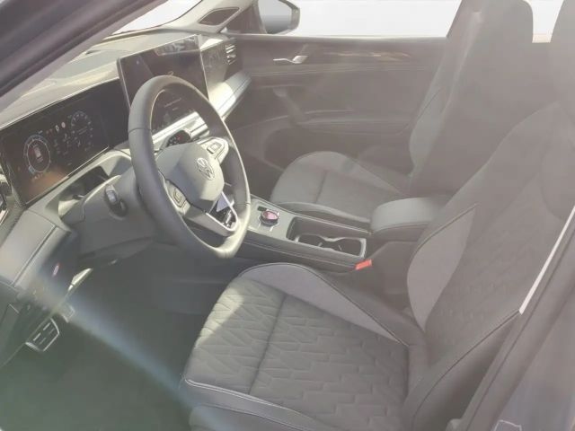 Volkswagen Tiguan IQ.Drive Life