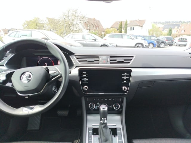 Skoda Superb Ambition Combi