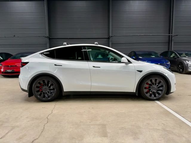 Tesla Model Y Performance