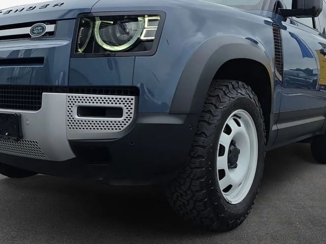 Land Rover Defender 90 D250 SE