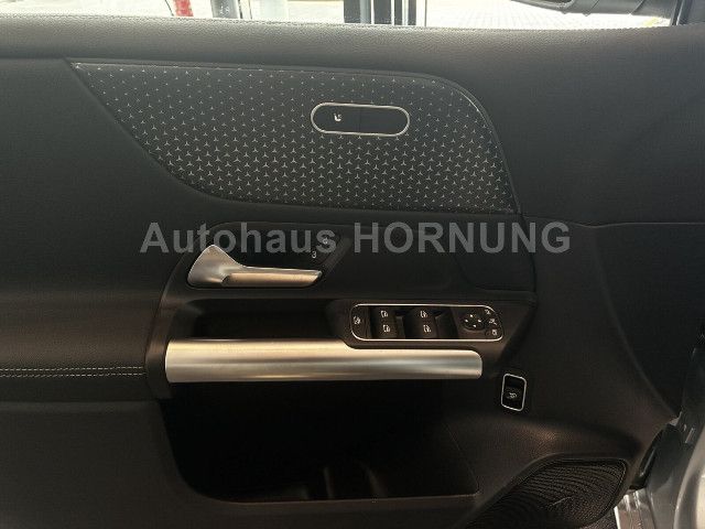 Mercedes-Benz B 180 Sedan