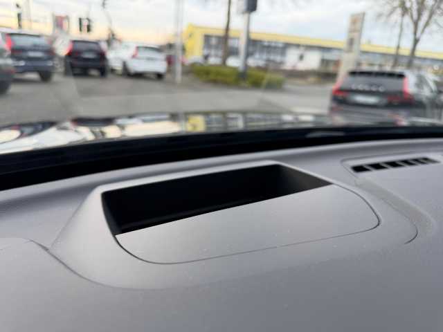 Volvo XC60 AWD Dark Ultimate