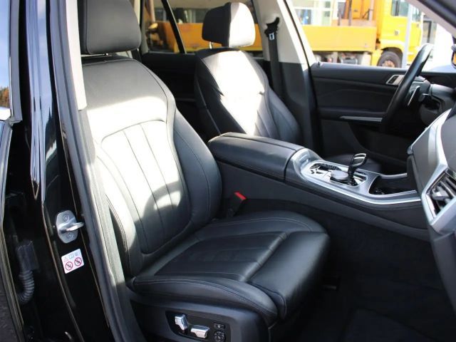 BMW X5 x40d KomfS.HUD PanoD.ACC Laser 2-Achsluft.AHK