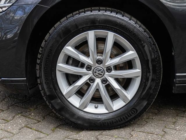 Volkswagen Passat 1.5 TSI Business DSG Variant
