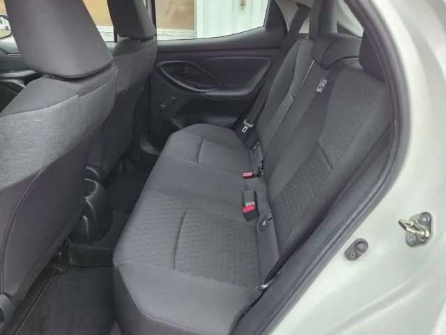 Toyota Yaris 1.0 VVT-i Comfort Hatchback