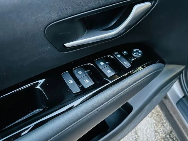 Hyundai Tucson 2WD Hybrid Trend