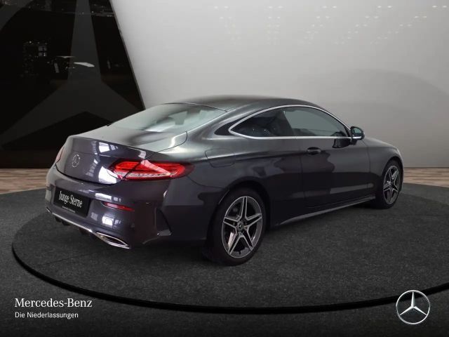 Mercedes-Benz C 180 AMG Line Coupé