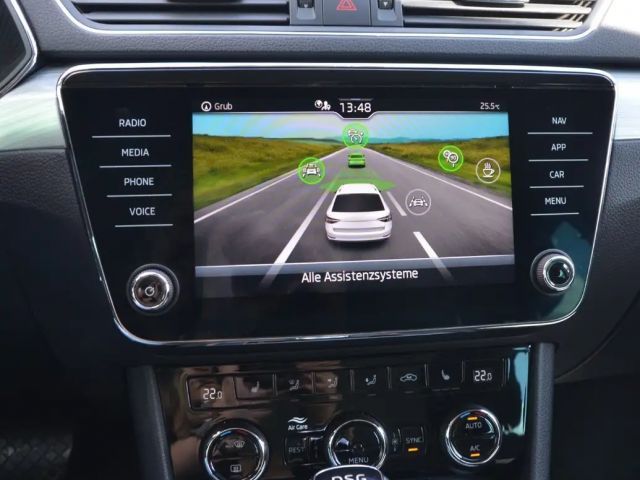 Skoda Superb Superb Kombi 2,0 TDI DSG LED VIRTUAL 1.Besitz