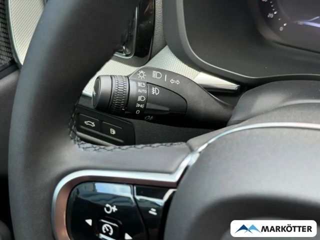 Volvo XC60 AWD Plus T8