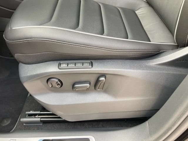 Volkswagen Tiguan 4Motion DSG R-Line