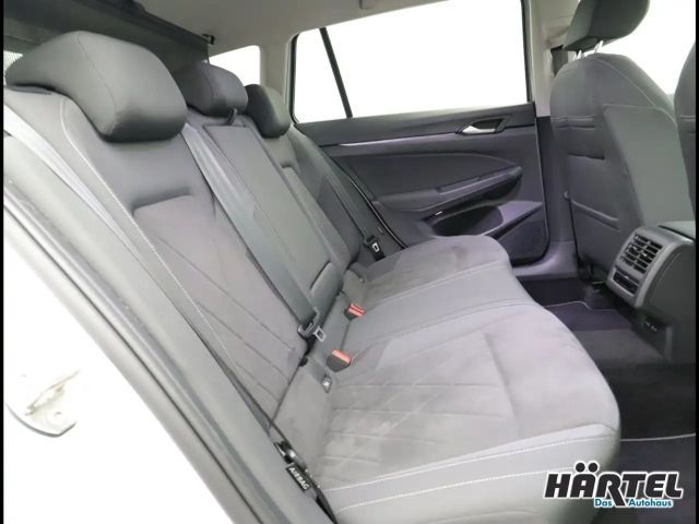 Volkswagen Golf 1.5 eTSI DSG Style Variant