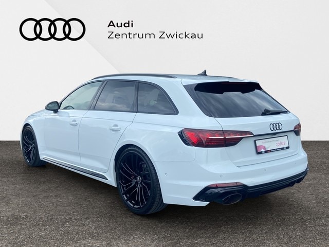 Audi RS4 Avant Quattro