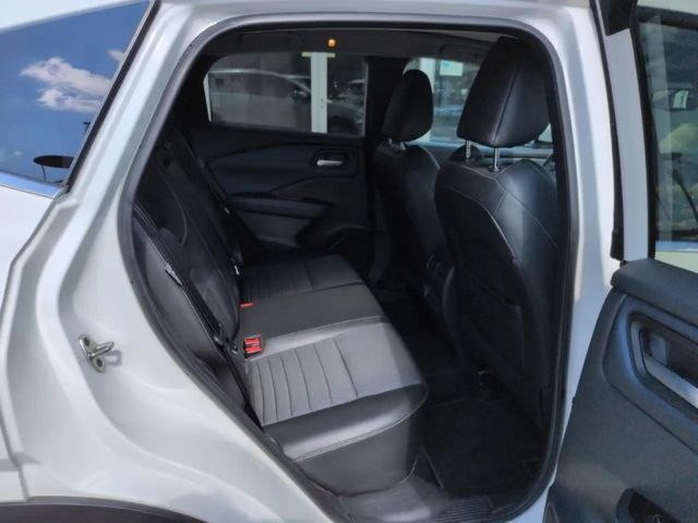 Nissan Qashqai Premiere Edition Panorama Klima ACC Navi Kamera LE