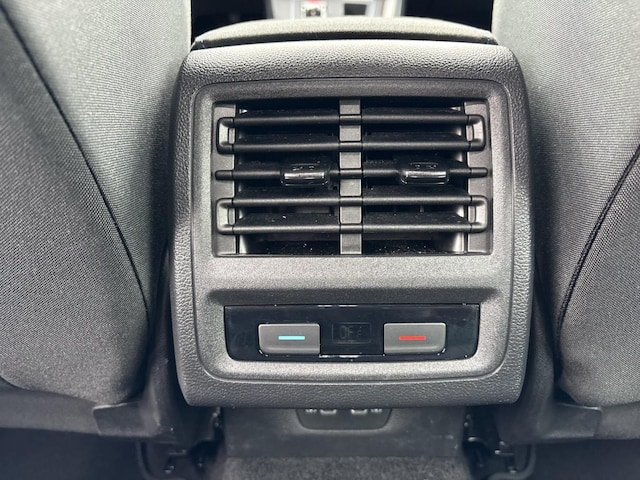 Volkswagen Golf Kamera/CarPlay/ACC/LED/Navi/PDC/Virt