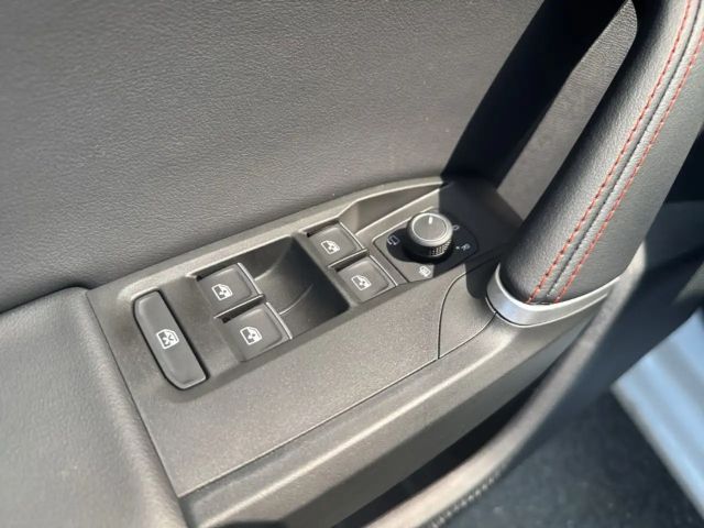 Seat Leon 2.0 TDI DSG FR-lijn Sportstourer