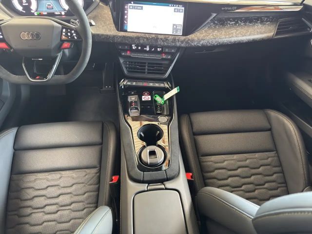 Audi RS e-tron GT Performance Quattro