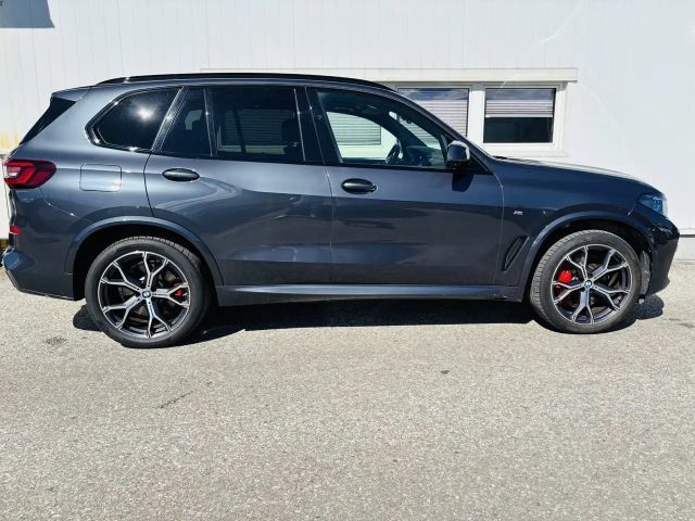 BMW X5 xDrive45e