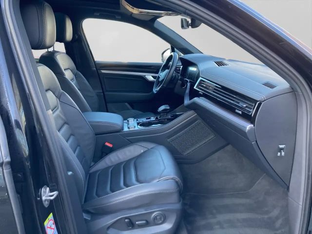 Volkswagen Touareg 3.0 V6 TDI R-Line