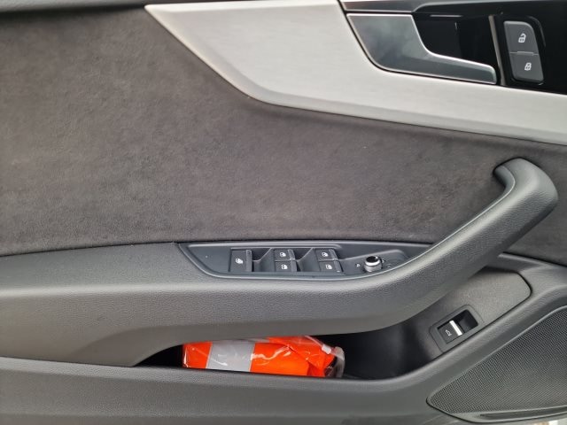 Audi A5 40 TFSI Cabriolet Quattro S-Tronic