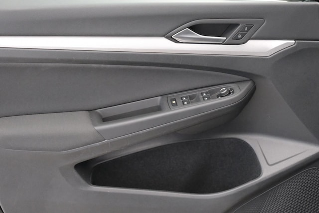 Volkswagen Golf DSG Golf VIII Life Variant