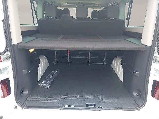 Renault Trafic Blue EDC Grand Techno