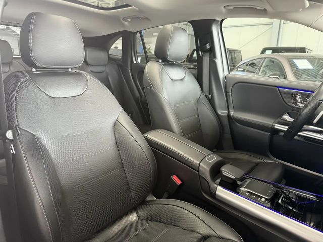 Mercedes-Benz GLA 250 4MATIC AMG Line