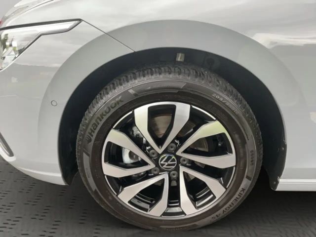 Volkswagen Golf 1.5 TSI Golf VIII Pro