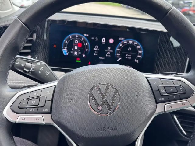 Volkswagen Passat 1.5 eTSI DSG Variant