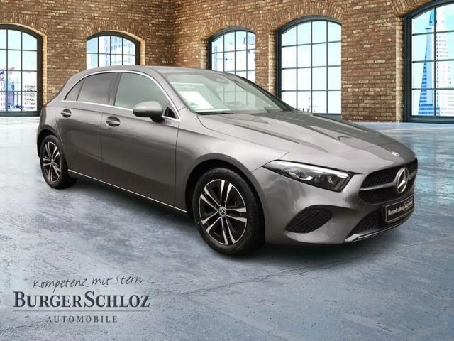 Mercedes-Benz A 180 Progressive