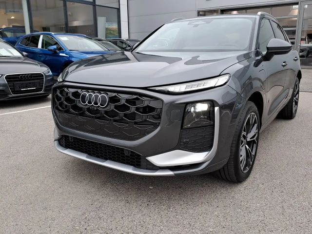 Audi Q3 Modell 2026 - eHybrid - nur € 53.999,-*