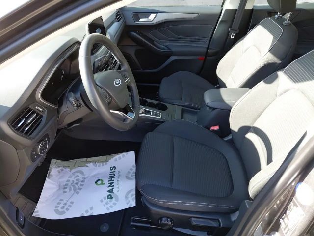 Ford Focus Titanium Wagon