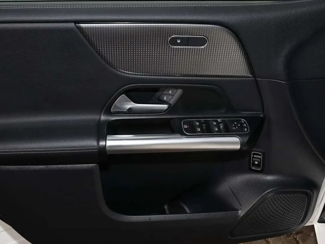 Mercedes-Benz B 250 B 250 e