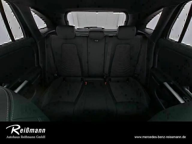 Mercedes-Benz GLA 180 Night, LED , Hands free, Panorama, AHK