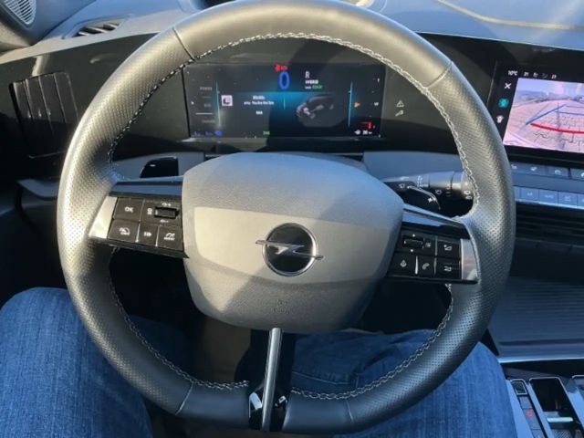 Opel Astra Hybrid Innovation Ultimate