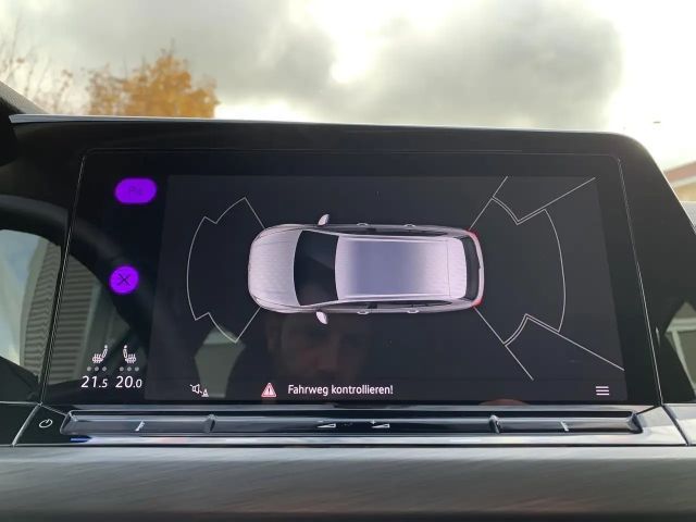 Volkswagen Golf 2.0 TSI Style Variant