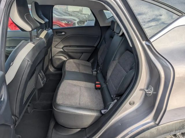 Renault Captur TCe 140 Techno